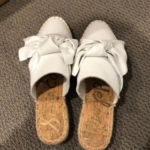 HARDLY WORN Lynda Bow Espadrilles